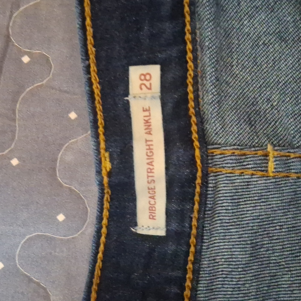 Levi's Women's Straight Leg Jeans - Dark Blue - Picture 3 of 7